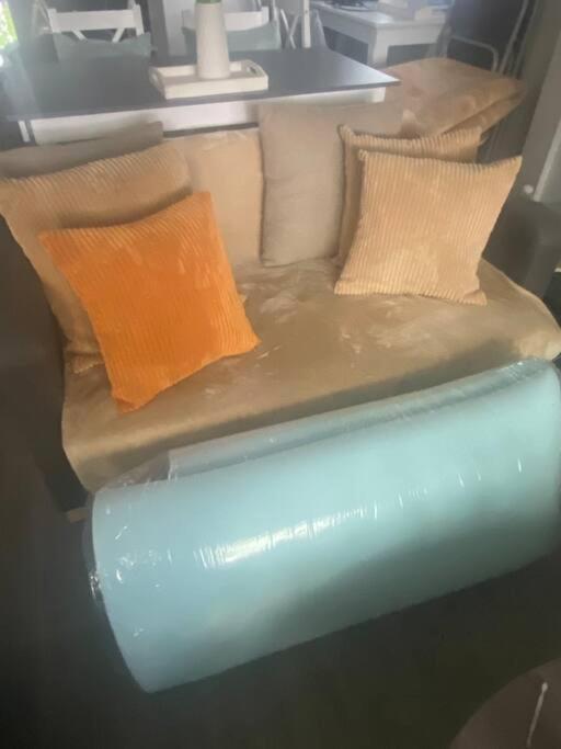 4 Bedroom Upper Level Kits Home バンクーバー エクステリア 写真